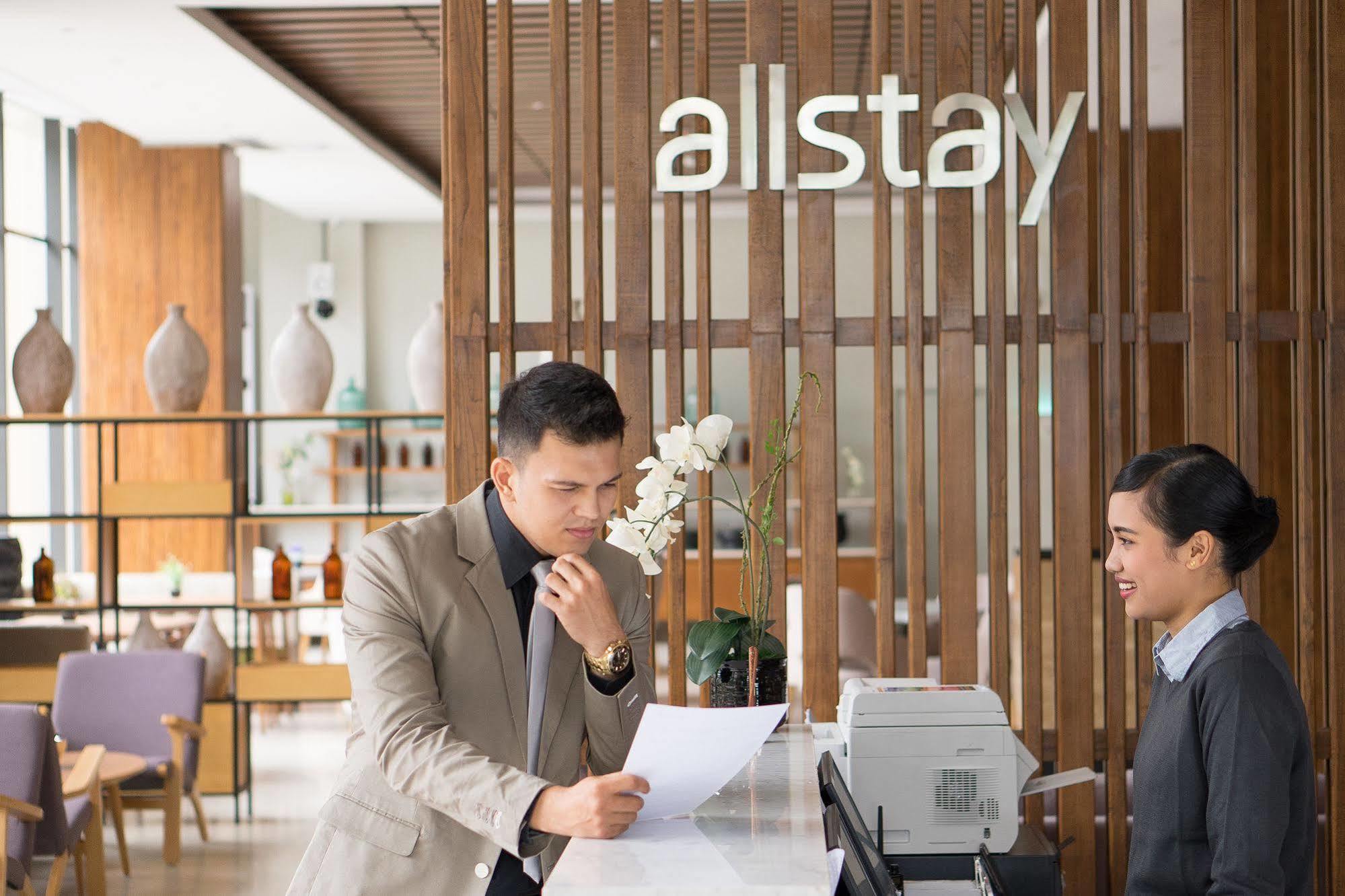 Allstay Hotel Semarang Simpang Lima Екстер'єр фото