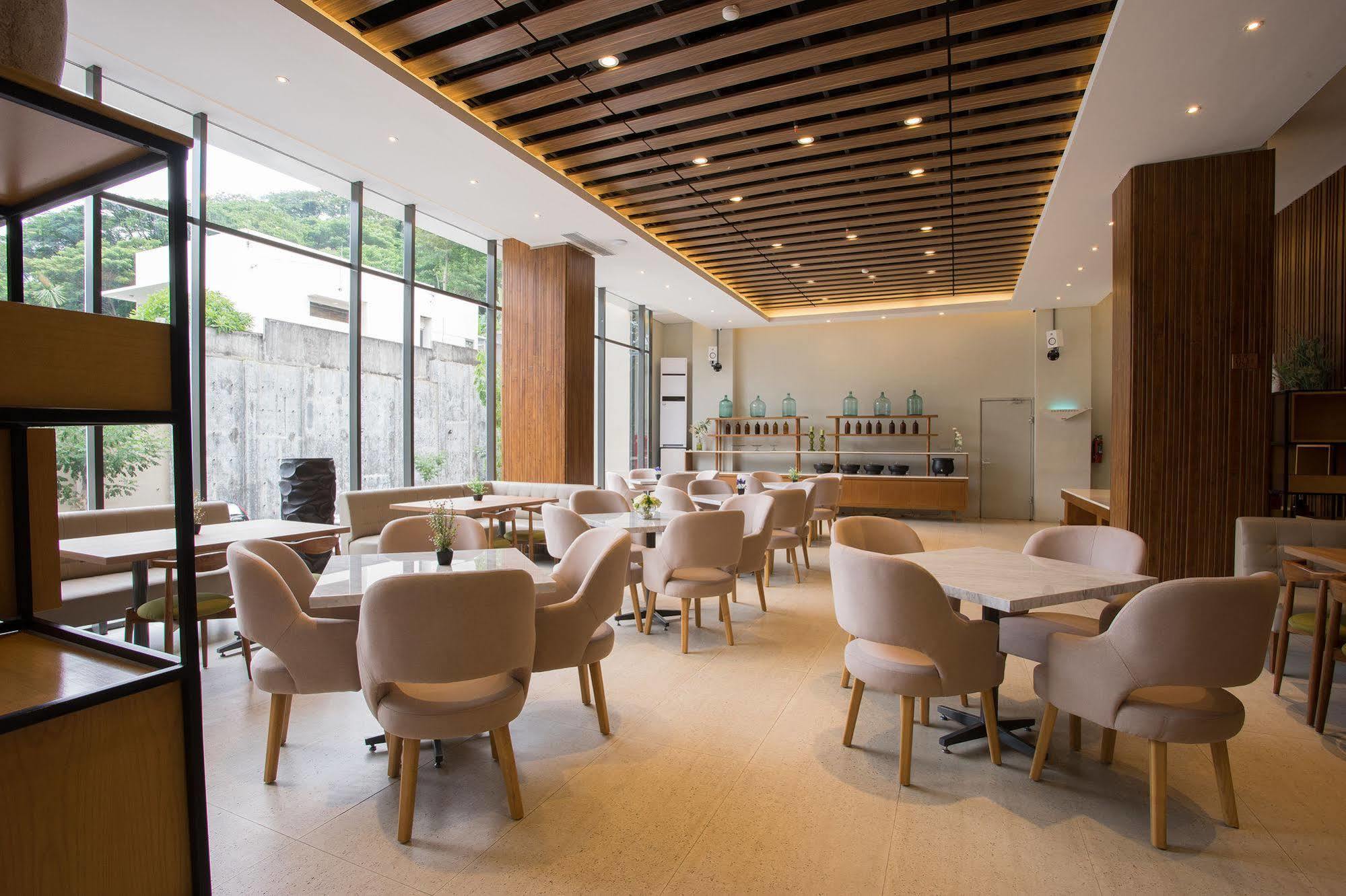 Allstay Hotel Semarang Simpang Lima Екстер'єр фото