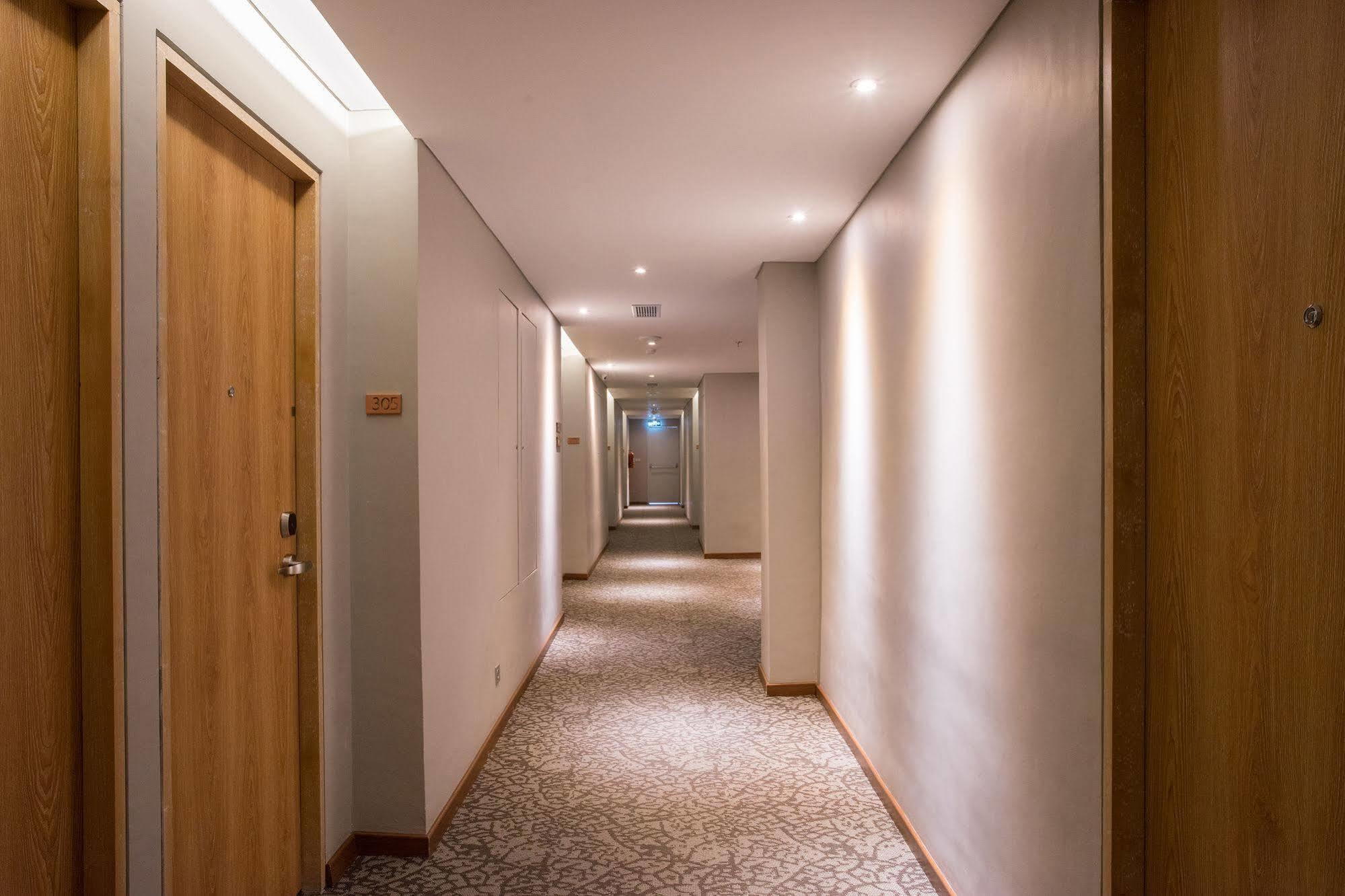 Allstay Hotel Semarang Simpang Lima Екстер'єр фото