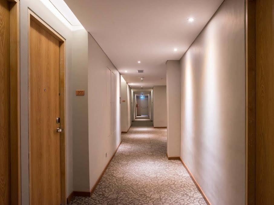 Allstay Hotel Semarang Simpang Lima Екстер'єр фото